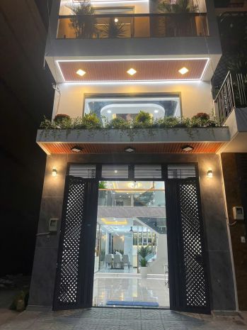 Siêu phẩm tân chánh hiệp 18, trung mỹ tây, q12  cách đh 7126161