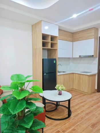 Cho thuê căn 1 ngủ 1 khách tại ngõ 216 đê la thành, đống 7126196