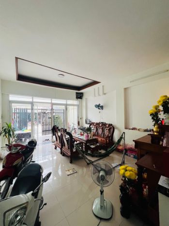 Mặt tiền phân lô  ngay chợ phạm thế hiển  nhà 5 tầng hoàn 7126765