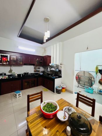 Mặt tiền phân lô  ngay chợ phạm thế hiển  nhà 5 tầng hoàn 7126766