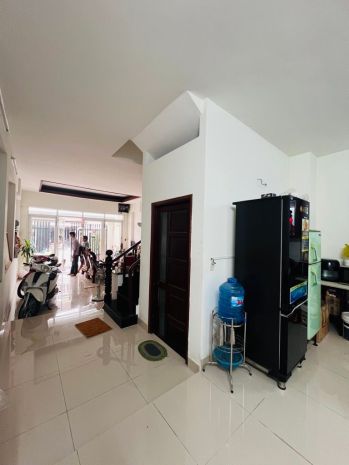 Mặt tiền phân lô  ngay chợ phạm thế hiển  nhà 5 tầng hoàn 7126767