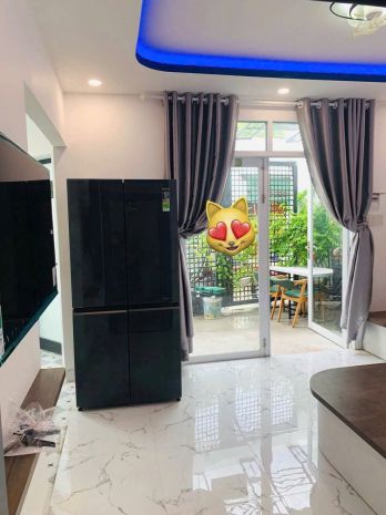 Bán nhà 2 lầu gần biển hòn chồng  ô tô 6m  vĩnh hải  giá 7127212