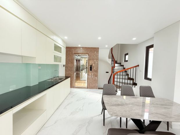 Chỉ 9 tỷ lô góc phố sài đồng 55m2, 6t thang máy, full nội 7128140