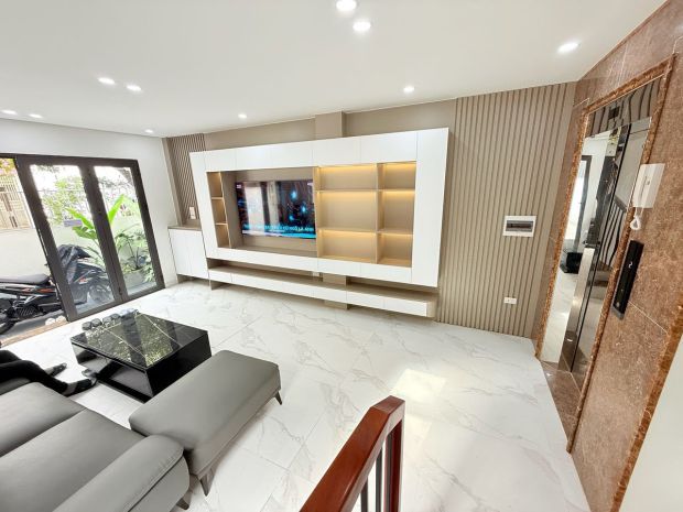 Chỉ 9 tỷ lô góc phố sài đồng 55m2, 6t thang máy, full nội 7128141