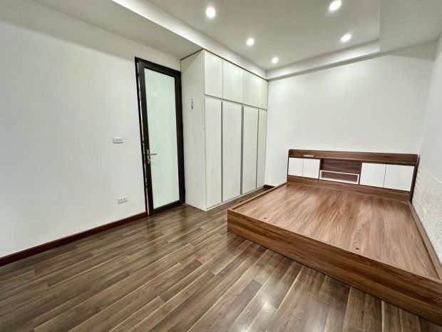 Bán chung cư mai dịch cầu giấy 84m 2 ngủ 2 wc chỉ 6,5 tỷ 7128471