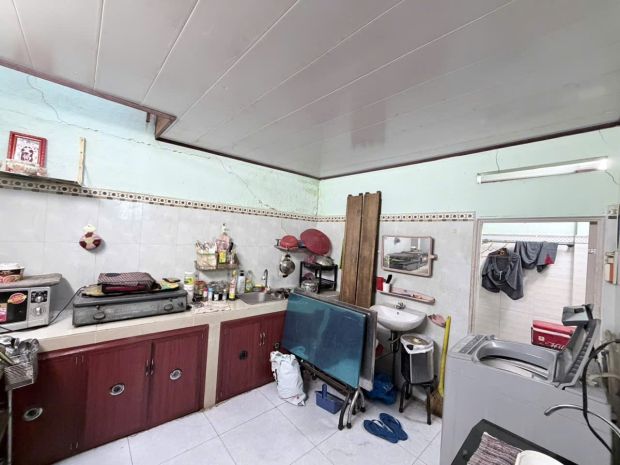 Bán gấp nhà tktq gần aeon tân phú giáp tân bình hẻm 4m 7128685