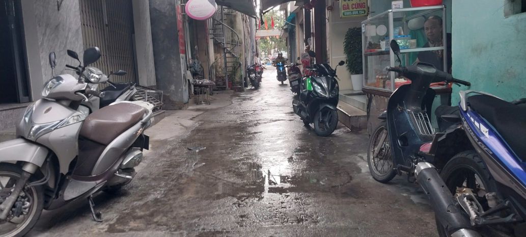 Kiệt 3 m thẳng thông, sát đường lớn, lê độ, đi bộ ra công 7128884