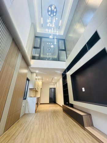 Bán nhà cổ linh 45m 7 tầng thang máy phân lô ô tô tránh hơn 7130215