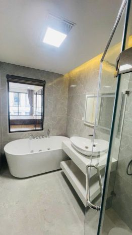 Bán nhà cổ linh 45m 7 tầng thang máy phân lô ô tô tránh hơn 7130226