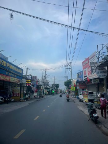 Ban đât măt tiên 25x100m  gia 70 ty đương phan văn 7130660