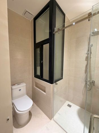 Nhà phố hiện đại  1 trệt 2 lầu  trung tâm thủ dầu một 7130813