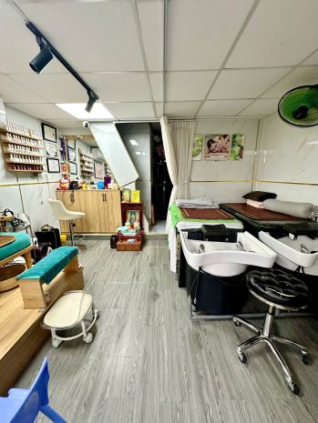 Nhà góc 2 tầng mặt tiền chợ ba đình p.chánh hưng p10q8. 7131562