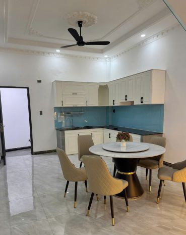 Bán nhà tân cổ điển gần ubnd xã phước lý  cần giuộc, long 7131626