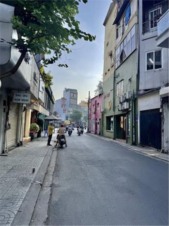 Nhà đường nguyễn phi khanh quận 1 phường tân định cũ. 7131650