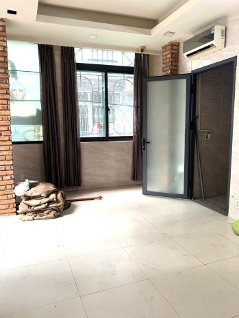 Thuê nhà nguyên căn hxt  lô góc quận 8, 4 tầng cải tạo đc 7131966