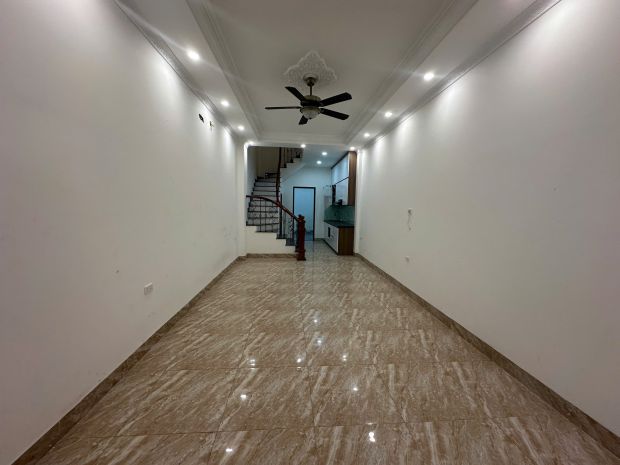 Bán nhà bát khối long biên dt 54m2 vài bước ra ô tô tránh 7132434