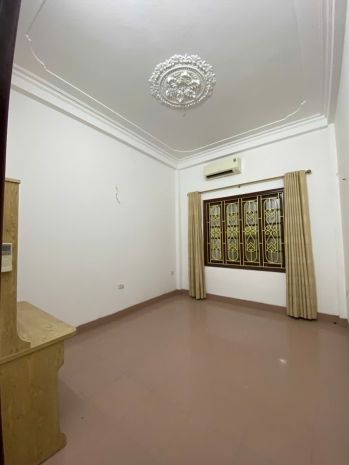 Bán nhà nguyễn văn cừ  trung tâm long biên  62m²  chỉ 9.5 7133987