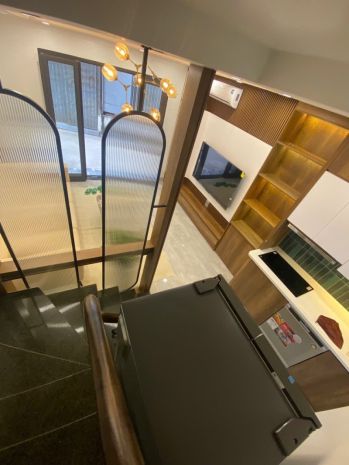 Bán nhà ngọc thụy  long biên - ô tô qua nhà  trước nhà có 7133996