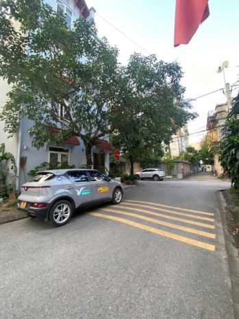 Bán nhà phân lô ô tô tránh  trung tâm ngọc thụy  nhà đẹp 7134037