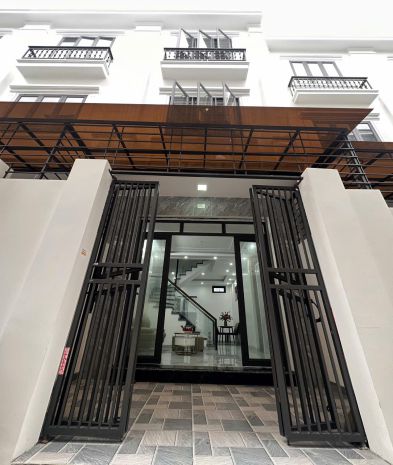 Bán nhà 3 tầng độc lập khung cột, sân cổng riêng tại đồng 7134816