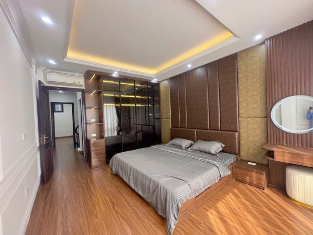 Cần bán nhà xuân la 51m, 6 tầng, thông võ chí công, thông 7135477