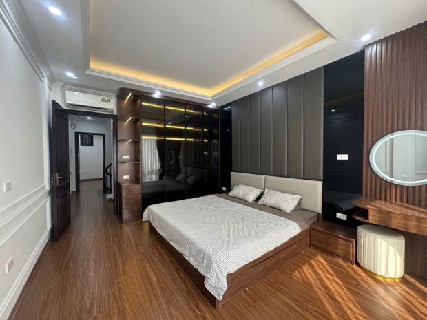 Cần bán nhà xuân la 51m, 6 tầng, thông võ chí công, thông 7135478