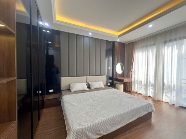 Cần bán nhà xuân la 51m, 6 tầng, thông võ chí công, thông 7135479