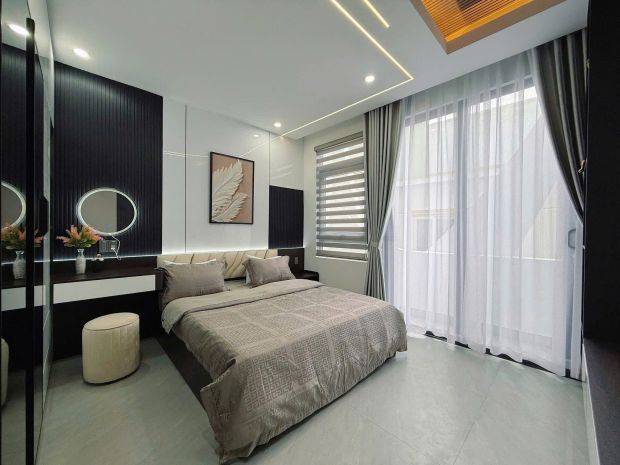 Bán nhà nguyễn sơn long biên,oto đỗ cửa,full nội thất,30m 7136149