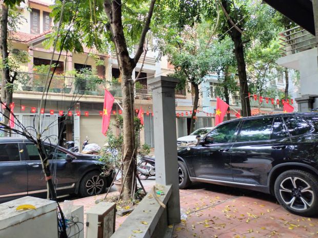 Cho thuê biệt thự liền kề lô góc 2 mặt tiền  kđt xa la 4 7137286