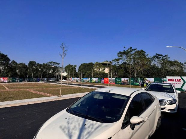 Phú cát100m²  full thổ cư, ngay trung tâm hoà lạc. 7137290