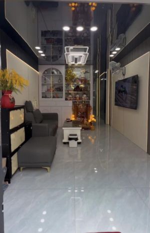 **bán nhà hẻm lạc long quân** phường 8 tân bình 4*28 7pn 7137480