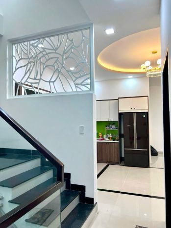 Bán nhà 4tầng mặt tiền đường 2 tháng 4 vĩnh phước phường 7137542