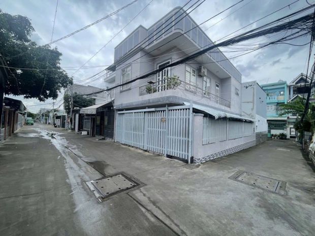 Nhà giá tốt gần đường xe hơi  khu tiện ích đủ đầy -phạm 7137950