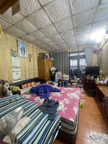 Nhà giá tốt gần đường xe hơi  khu tiện ích đủ đầy -phạm 7137952