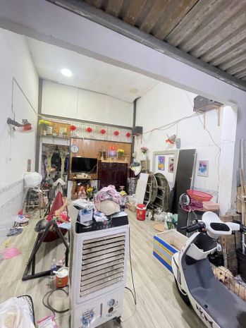 Nhà giá tốt gần đường xe hơi  khu tiện ích đủ đầy -phạm 7137953