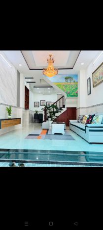 Bán gấp nhà thạnh xuân 24 quận 12 chỉ 5,6 tỷ tới 52m2, 4 7138485