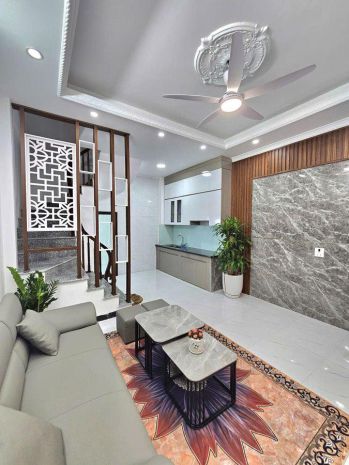 Nhỉnh 6 tỷ, hàng xóm vinhomes riverside 30m2, 5 tầng, ô tô 7138559