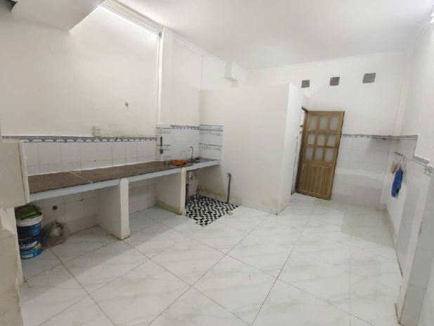 Hẻm xe hơi âu dương lân, nhà nở hậu, 3pn, shr hoàn công 7140006