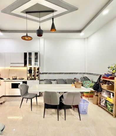 Bán nhà đẹp hẻm 4m đường tỉnh lộ 10 bình tân chỉ 5,5 tỷ   tl 7140568