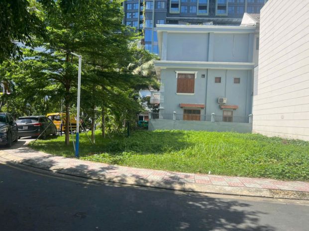 Bán lô đất góc 2 mặt tiền đường và công viên, võ trường 7143216