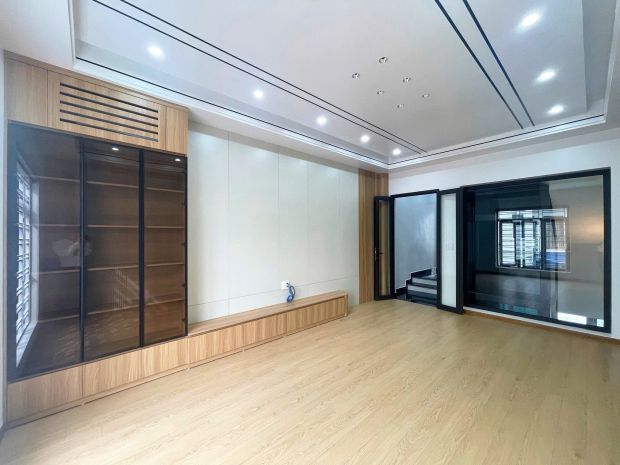 Cần bán nhà mới 5 tầng có thang máy  tuyến 2 lê hồng phong 7143635