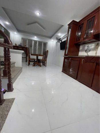 Cho thuê nhà riêng 3 tầng - ngõ 120 kim giang thanh xuân 7144202