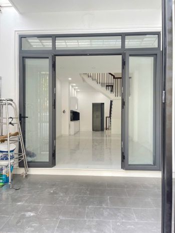 Nhà mặt tiền quận 9-106m2-sổ riêng-3tầng-gần chợ-khu nhộn 7144269