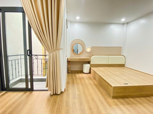 Bán nhà xuân đỉnh 41 m 5 tầng nhỉnh 13 tỷ 7145030