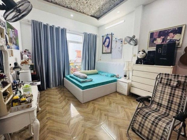 Nhà 3 tầng  dt 54m2  nở hậu 4m7  tây sơn  tân quý, tân 7145543