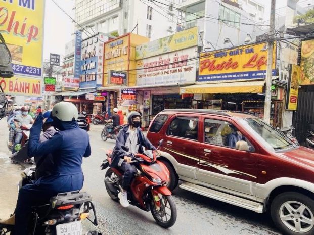 Mặt tiền ngã 3 lê trọng tấn giá hạt zẻ  112m nở hậu  sẵn 7145649