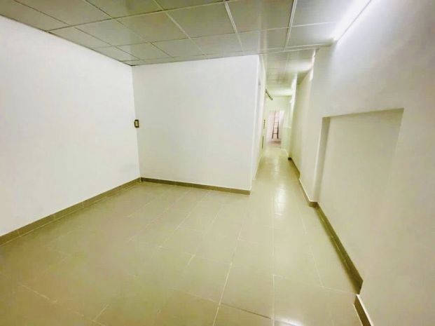 Mặt tiền ngã 3 lê trọng tấn giá hạt zẻ  112m nở hậu  sẵn 7145650