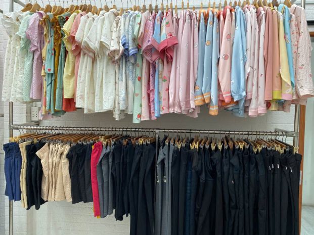 Sang shop đầm bầu thời trang  mặt tiền đường cách mạng 7146040