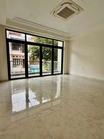 Nhà 2 mặt tiền giá rẻ q9 -gần chợ-3 tầng-ngang 6m-khu nhộn 7146077