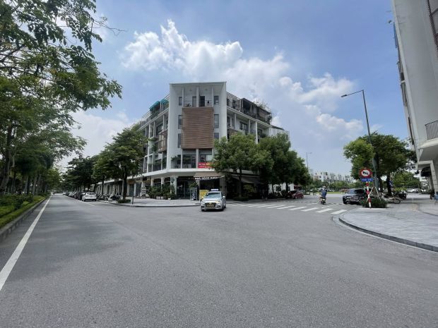 Bán nhà 6 tầng khu phân lô ngõ 570 - 634 kim giang. vỉa hè 7146911